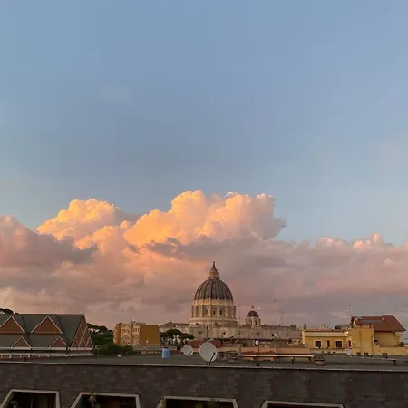 Sunny With Stunning San Pietro View Lägenhet
